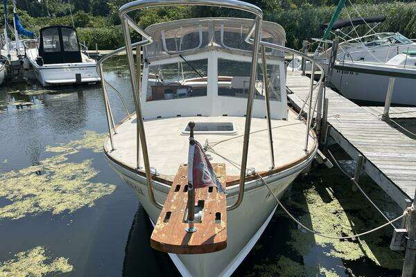 Photo of the 1981 Dyer Dyer 29 Flush Deck-Bass Boat "Kathleen C"