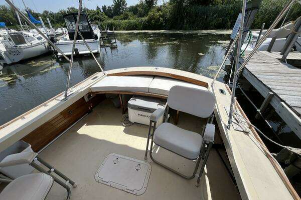 Photo of the 1981 Dyer Dyer 29 Flush Deck-Bass Boat "Kathleen C"