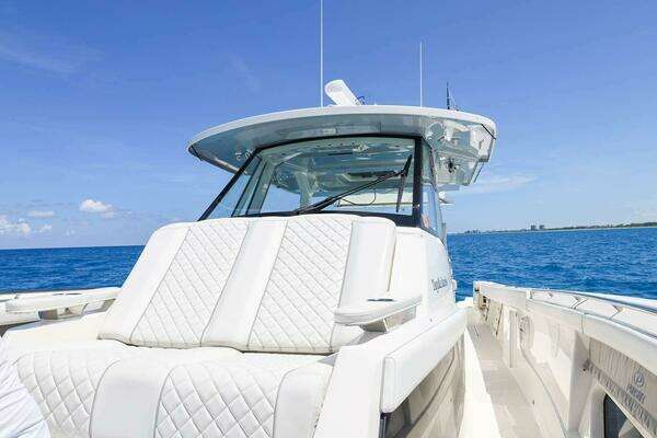 Pursuit S 378 Sport Yacht For Sale