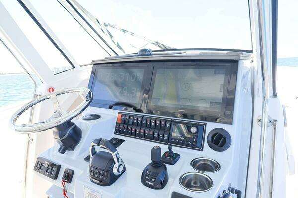 Pursuit S 378 Sport Yacht For Sale