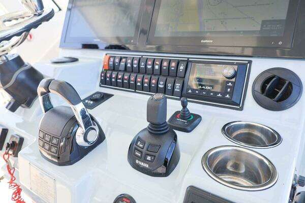 Pursuit S 378 Sport Yacht For Sale