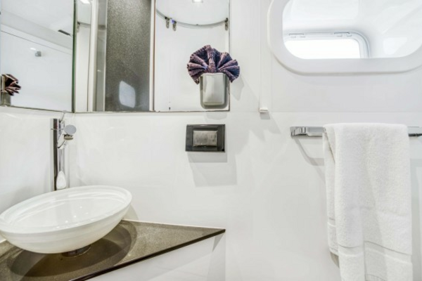 Sunreef 60 Loft Yacht For Sale