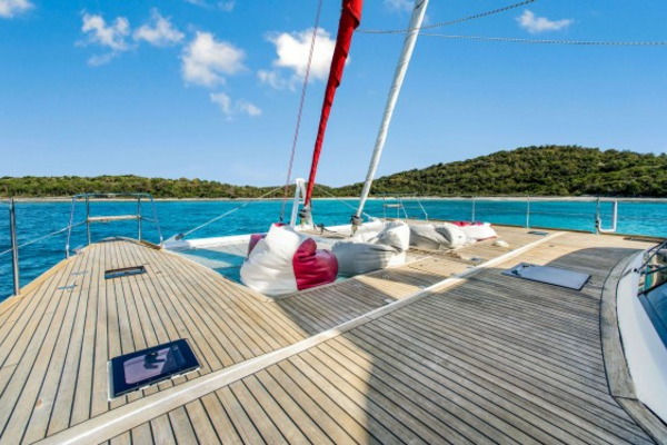 Sunreef 60 Loft Yacht For Sale