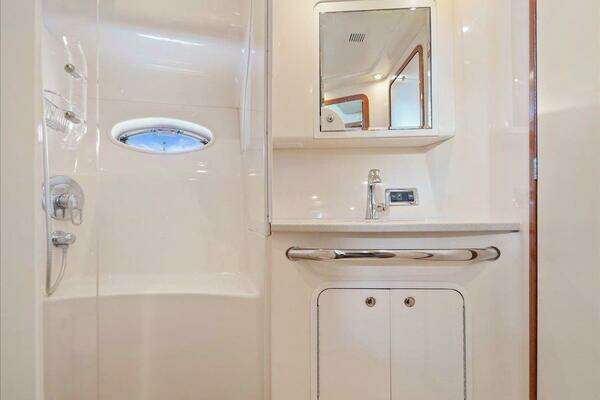 Sea Ray 480 Motor Yacht Yacht For Sale