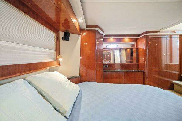 Sea Ray 480 Motor Yacht Yacht For Sale