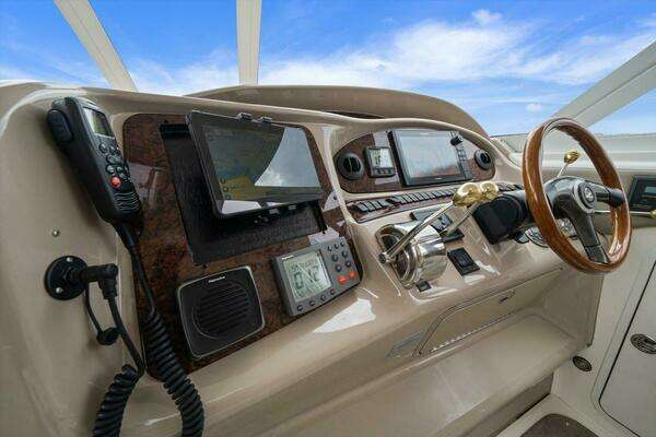 Sea Ray 480 Motor Yacht Yacht For Sale