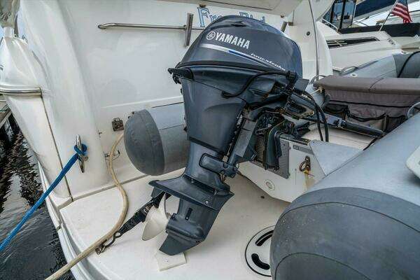 Sea Ray 480 Motor Yacht Yacht For Sale