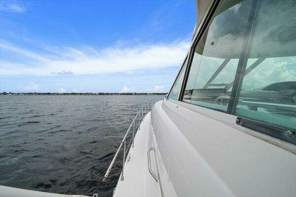 Sea Ray 480 Motor Yacht Yacht For Sale