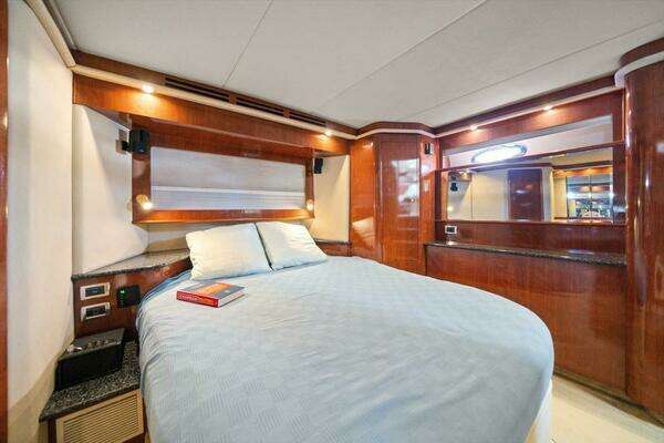 Sea Ray 480 Motor Yacht Yacht For Sale