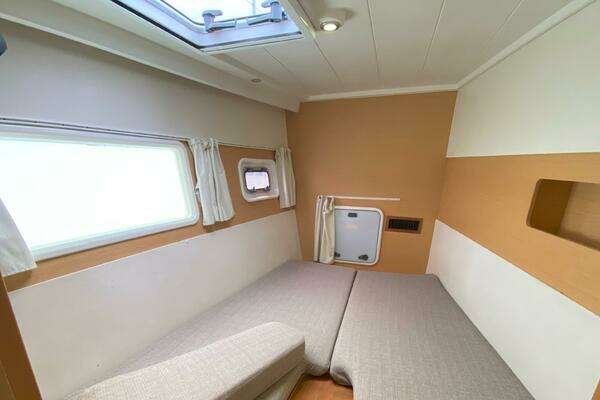 Lagoon 400 Yacht For Sale