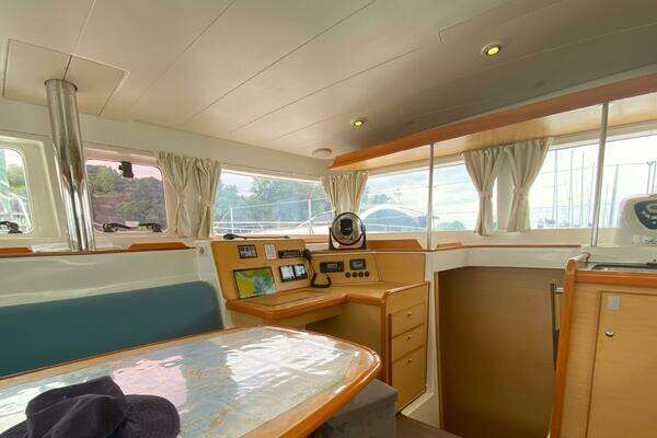 Lagoon 400 Yacht For Sale