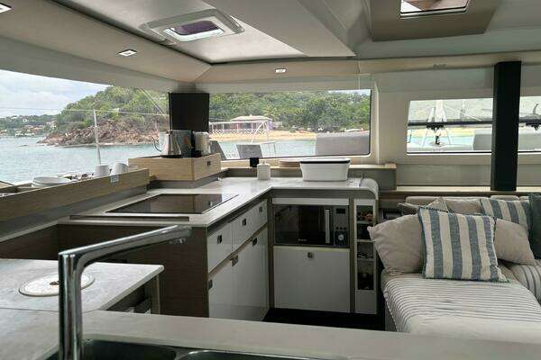 Fountaine Pajot Elba 45 Yacht For Sale