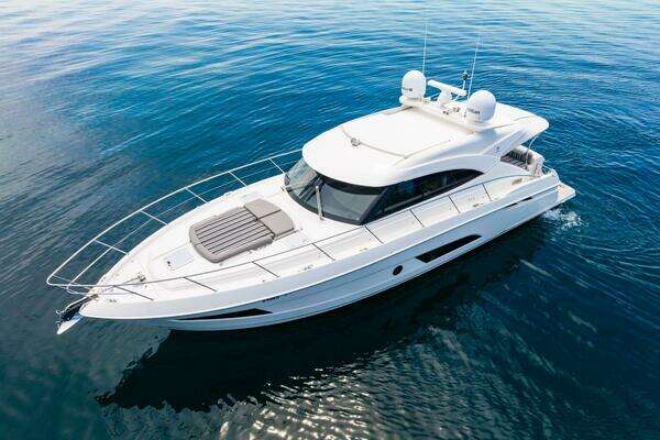 Riviera 4800 Sport Yacht Yacht For Sale