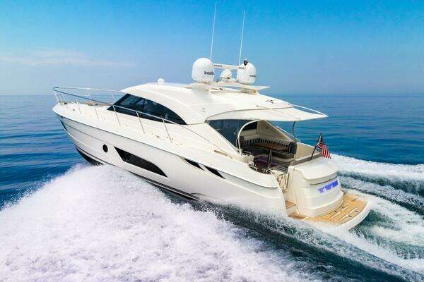 Riviera 4800 Sport Yacht Yacht For Sale