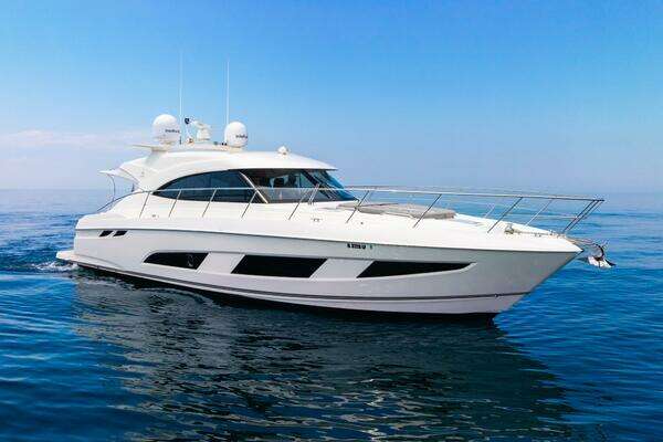 Riviera 4800 Sport Yacht Yacht For Sale