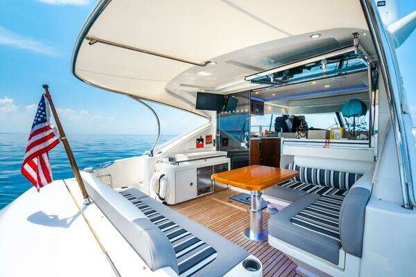 Riviera 4800 Sport Yacht Yacht For Sale