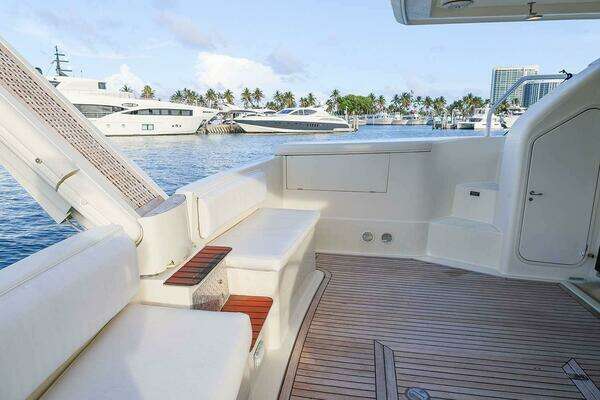 Ferretti Yachts 55 Motor Yacht Yacht For Sale