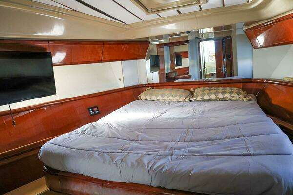 Ferretti Yachts 55 Motor Yacht Yacht For Sale