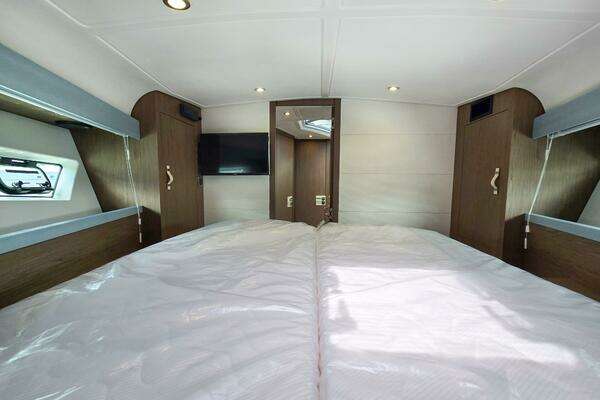 Beneteau Gran Turismo 40 Yacht For Sale