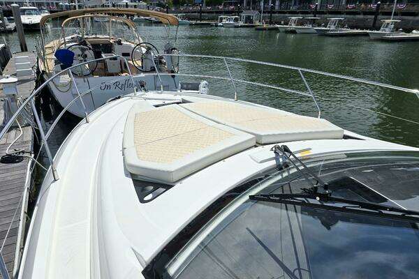 Beneteau Gran Turismo 40 Yacht For Sale