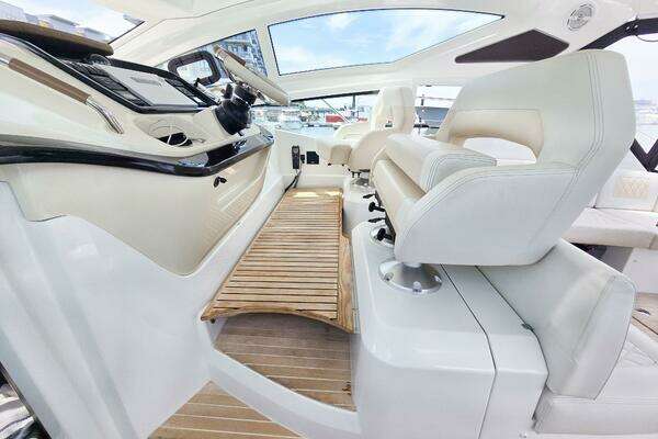 Beneteau Gran Turismo 40 Yacht For Sale