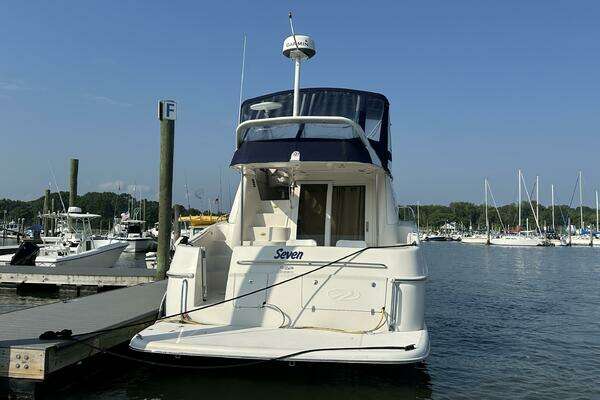 Photo of the 2002 Regal 3880