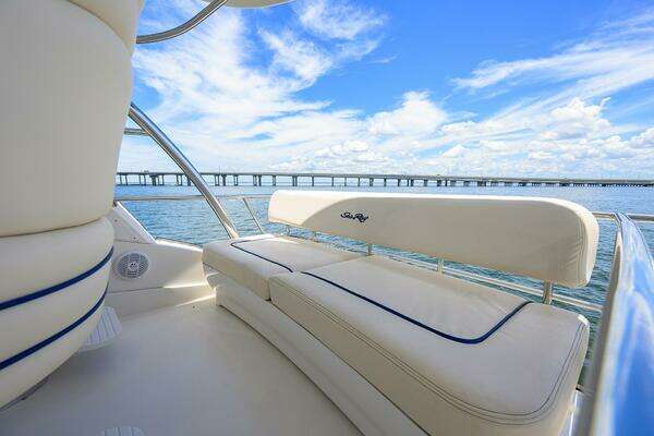 Sea Ray 50/52 Sedan Bridge Yacht For Sale