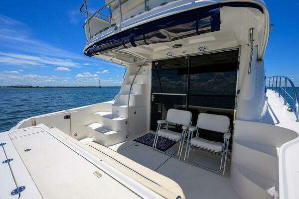 Sea Ray 50/52 Sedan Bridge Yacht For Sale