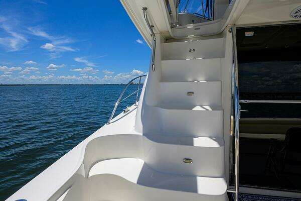 Sea Ray 50/52 Sedan Bridge Yacht For Sale