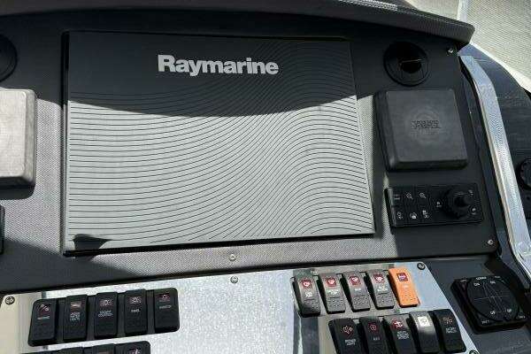 Monterey 360 Sport Coupe Yacht For Sale