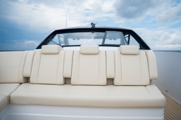 50ft Cruisers Yachts Yacht For Sale