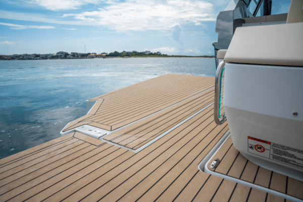 50ft Cruisers Yachts Yacht For Sale