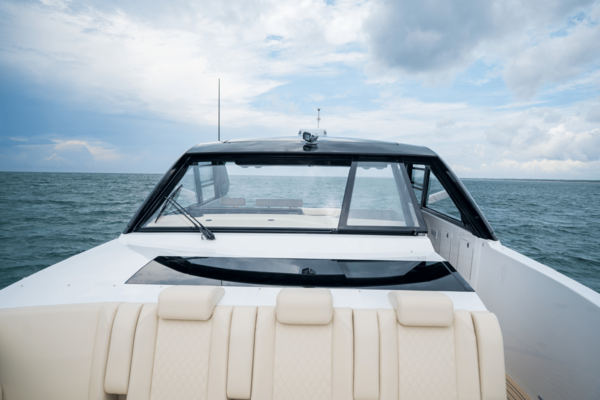 50ft Cruisers Yachts Yacht For Sale