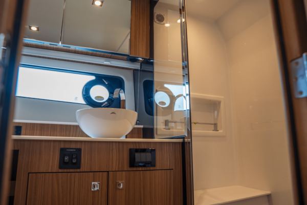 50ft Cruisers Yachts Yacht For Sale