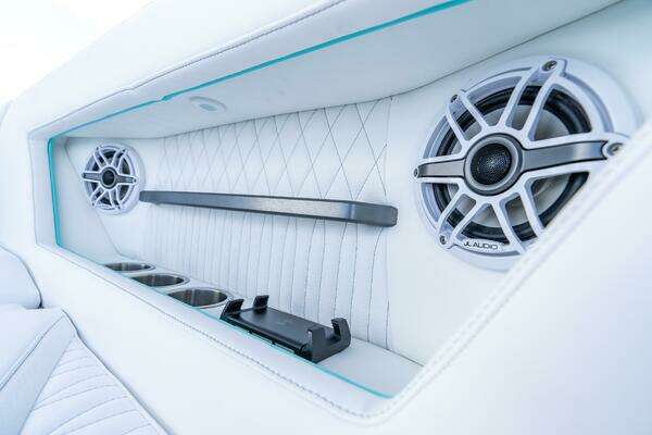 Dynamic  Yacht For Sale