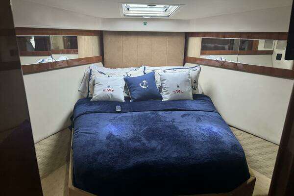 Riviera 42 Convertible Yacht For Sale