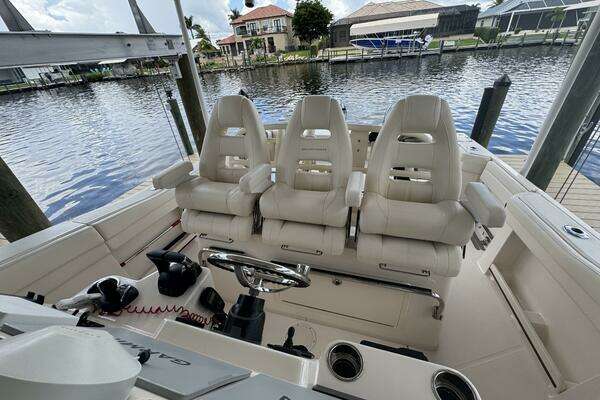 Grady-White 336 Canyon Yacht For Sale