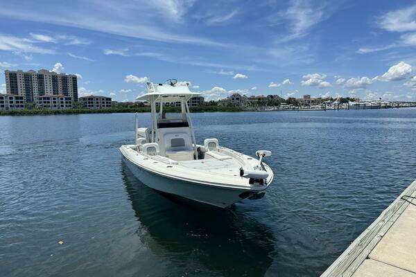 Photo of the 2018 ShearWater 270 Carolina Flare
