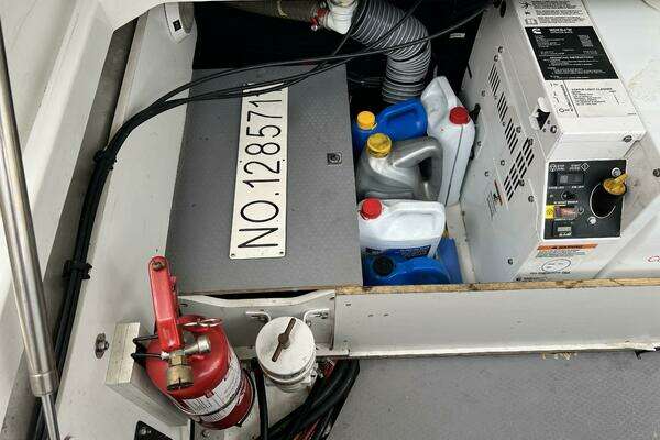 Jeanneau NC 11 Yacht For Sale
