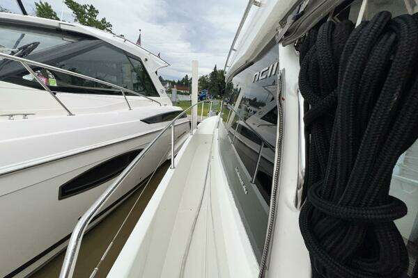 Jeanneau NC 11 Yacht For Sale