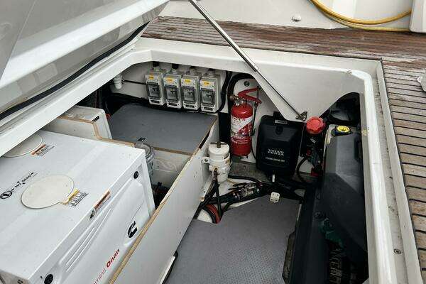 Jeanneau NC 11 Yacht For Sale