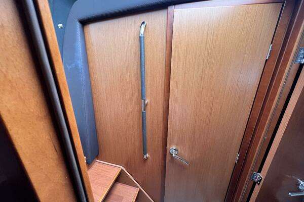 Jeanneau NC 11 Yacht For Sale