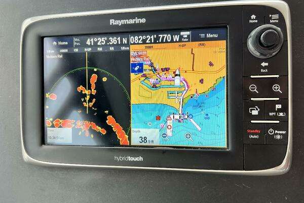 Jeanneau NC 11 Yacht For Sale