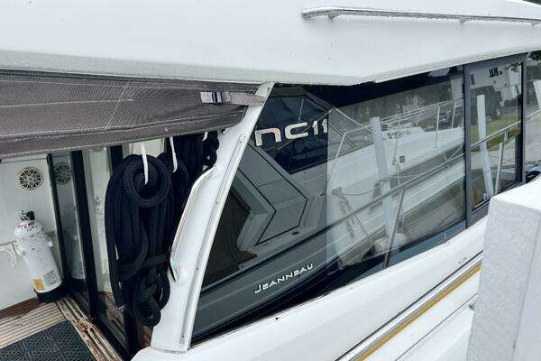 Jeanneau NC 11 Yacht For Sale
