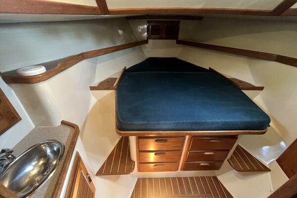 Fayaway 40ft Pacific Seacraft Yacht For Sale Fayaway 40ft Pacific Seacraft Yacht For Sale