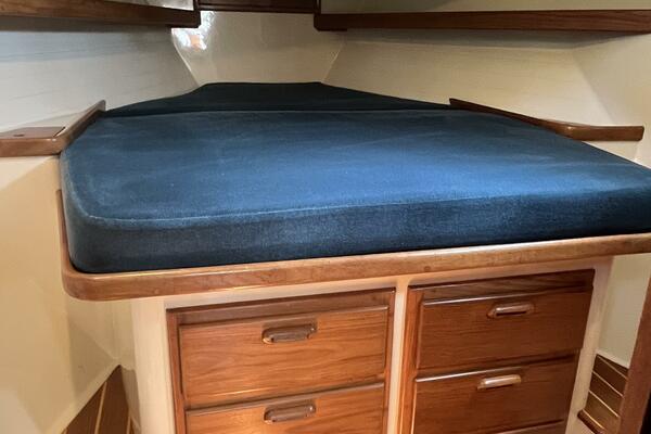 Fayaway 40ft Pacific Seacraft Yacht For Sale Fayaway 40ft Pacific Seacraft Yacht For Sale