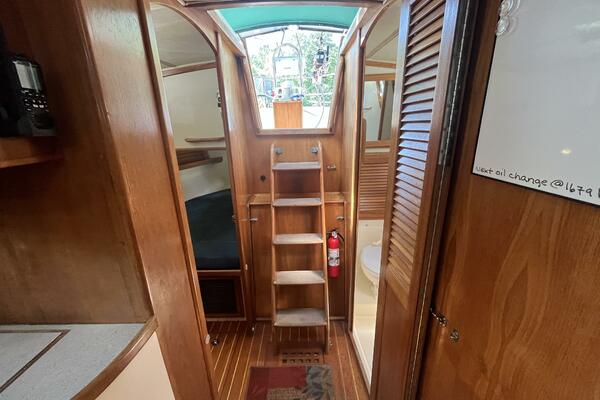 Fayaway 40ft Pacific Seacraft Yacht For Sale Fayaway 40ft Pacific Seacraft Yacht For Sale