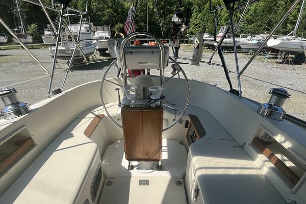 Fayaway 40ft Pacific Seacraft Yacht For Sale Fayaway 40ft Pacific Seacraft Yacht For Sale