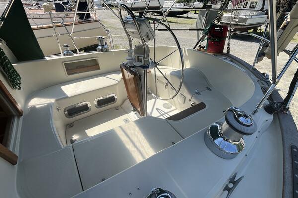 Fayaway 40ft Pacific Seacraft Yacht For Sale Fayaway 40ft Pacific Seacraft Yacht For Sale