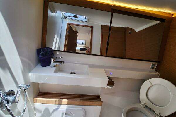 Jeanneau Sun Odyssey 440 Yacht For Sale